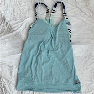 Size 4 Lululemon tank